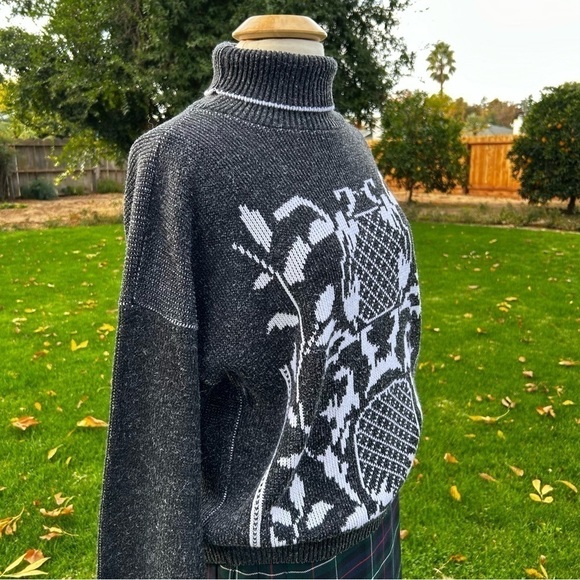 Vintage Keren Grey /White Angora Blend Sweater Size Medium Made in USA - Picture 7 of 10